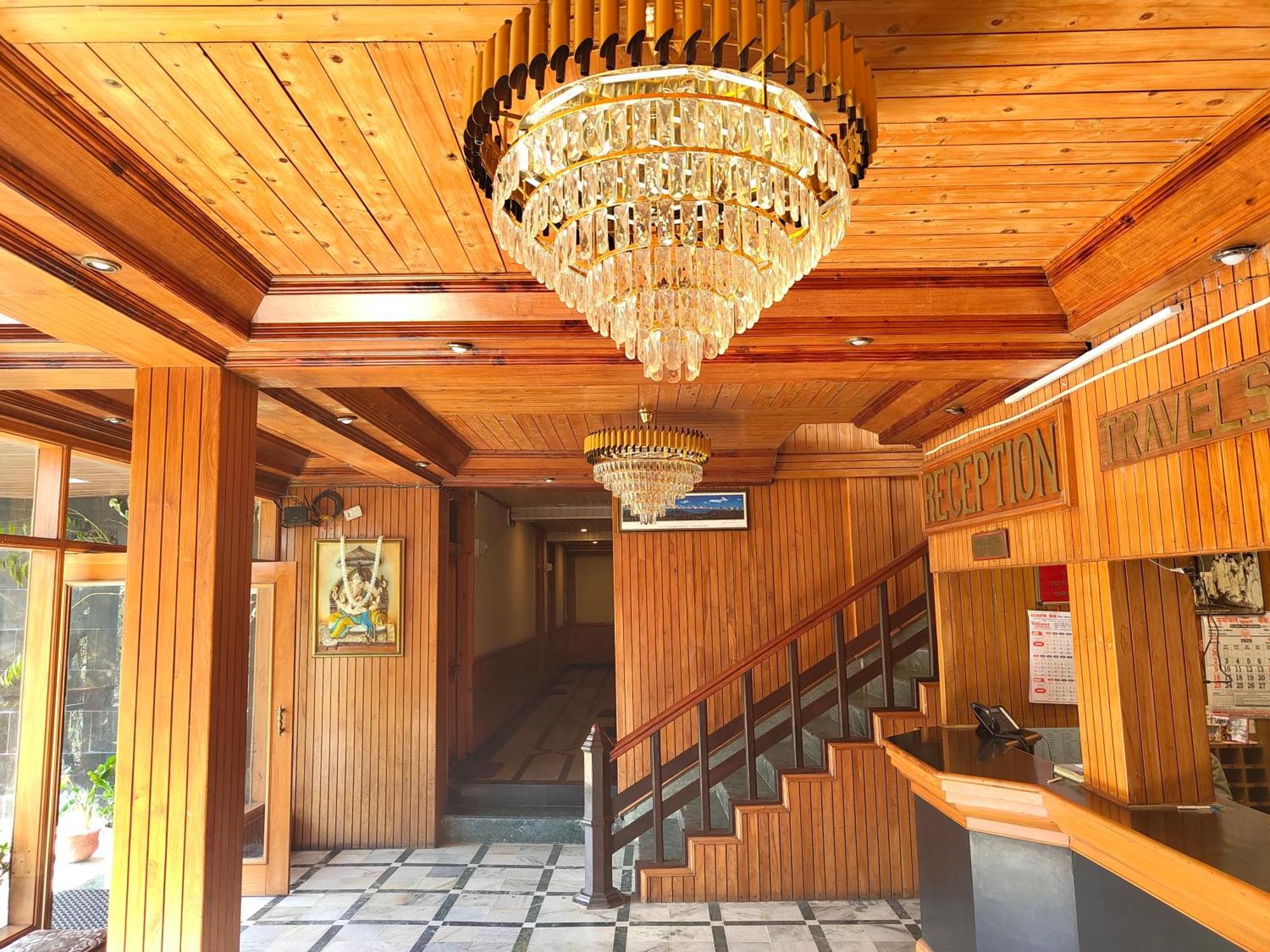 Hotel Shalimar The Mall Road Nainital Exterior photo