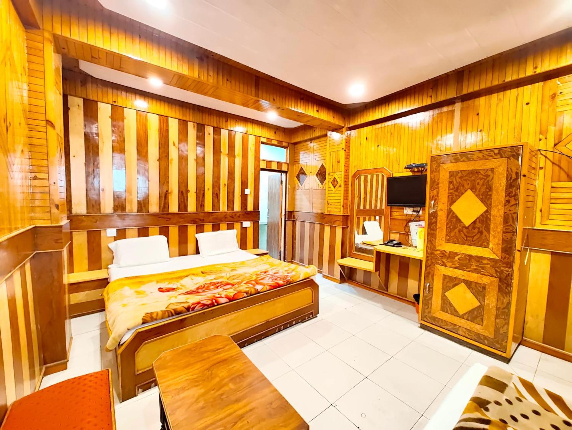Hotel Shalimar The Mall Road Nainital Exterior photo
