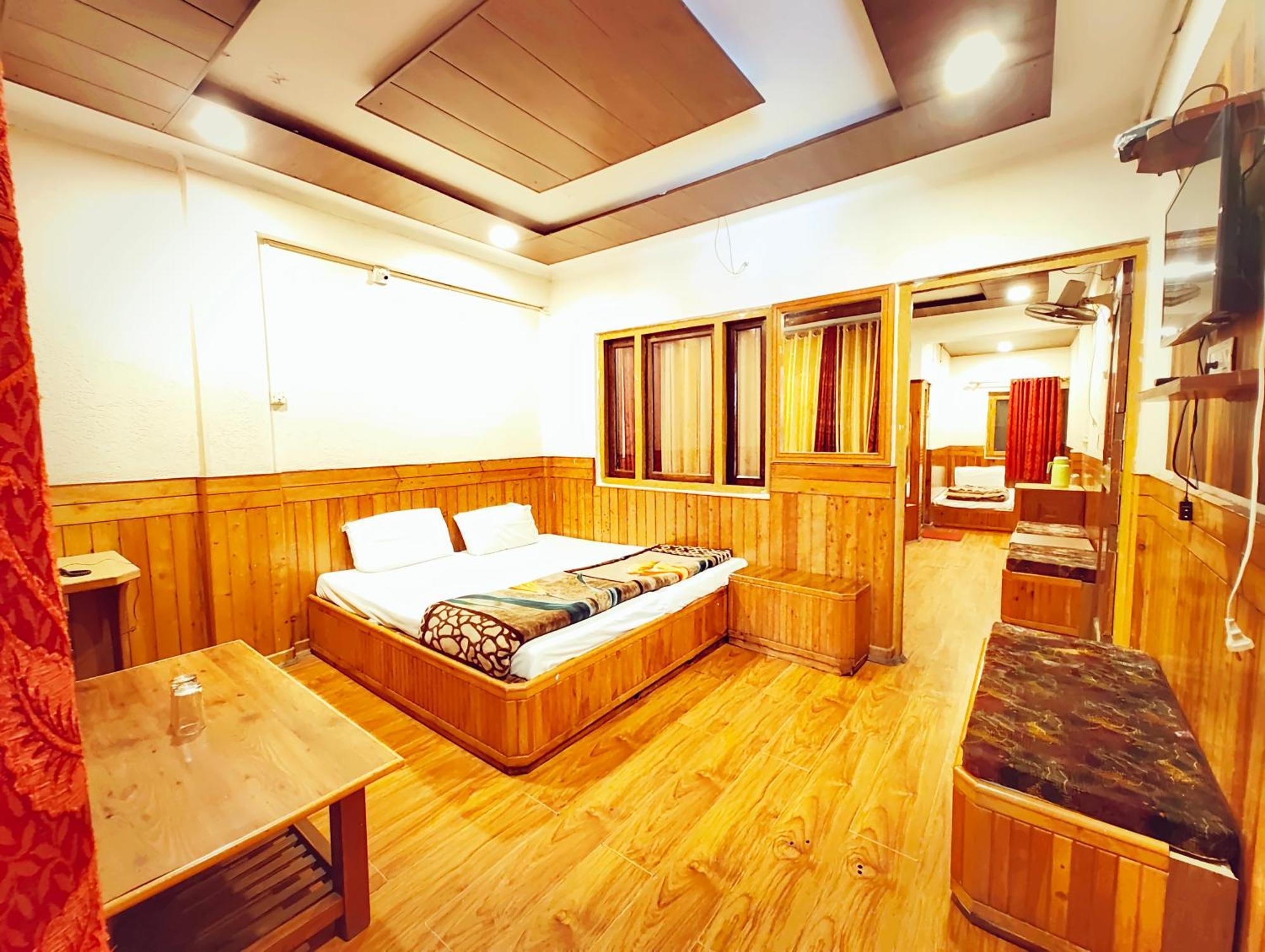 Hotel Shalimar The Mall Road Nainital Exterior photo